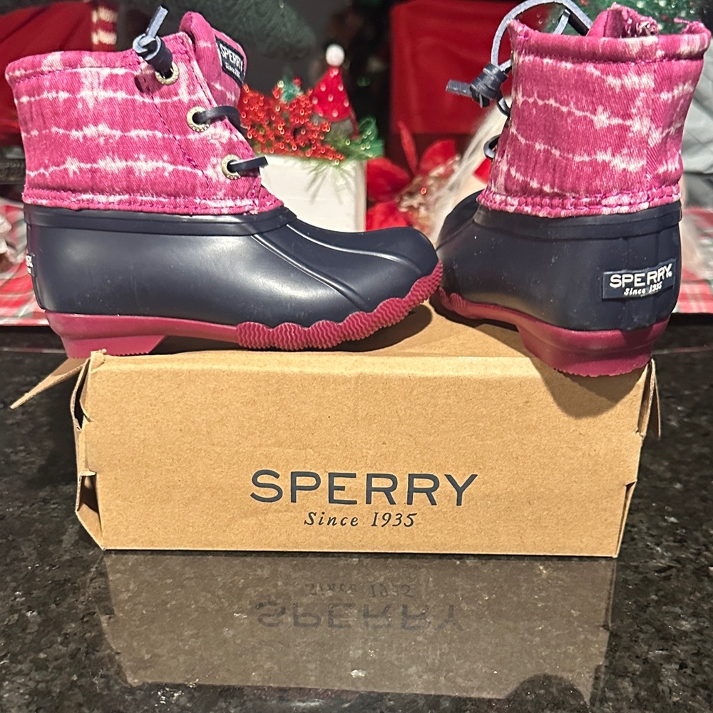 Sperry Kids Fuchsia and Navy Rain Boots